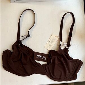Smoothed by Aerie NWT